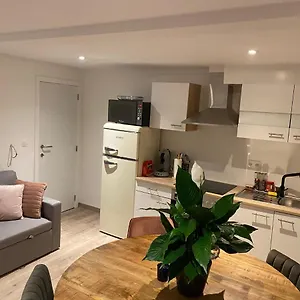 Chezpetitoscar Apartment