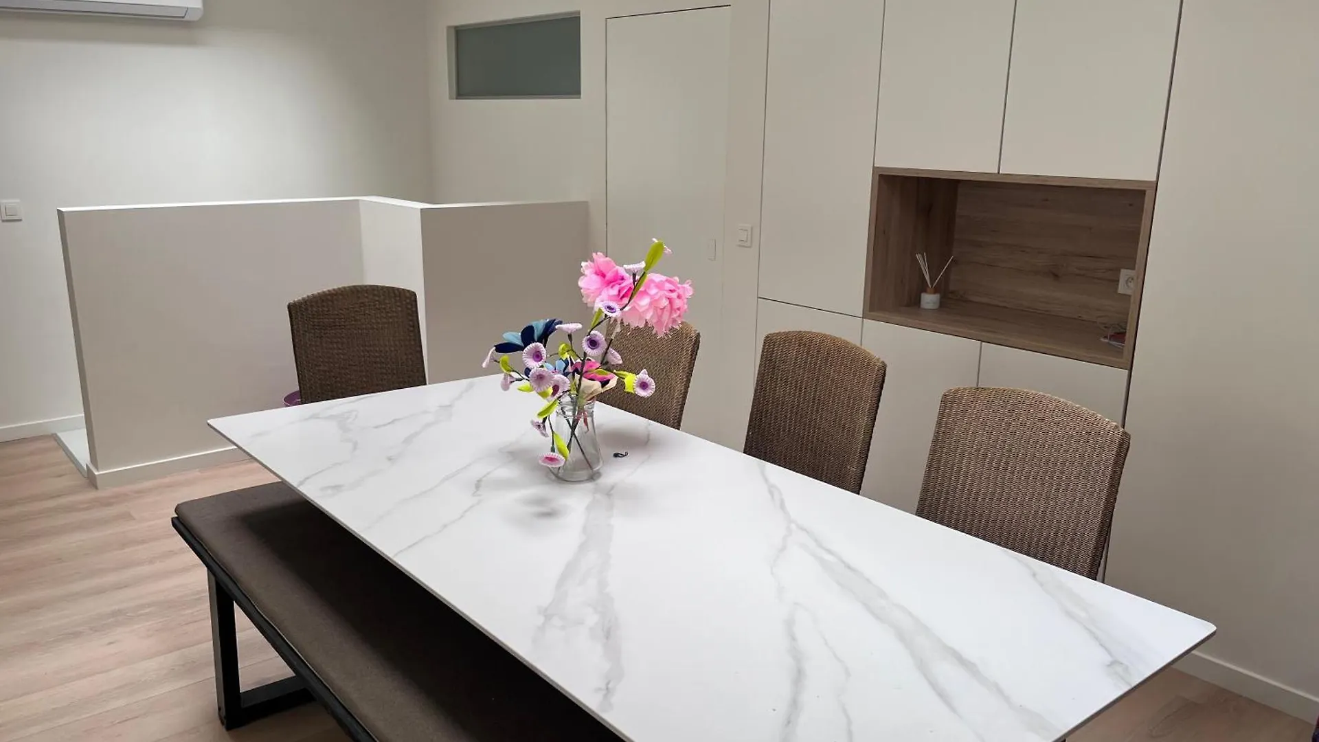 New Bright 180M2 Appartement,100M From The Beach Middelkerke Διαμέρισμα